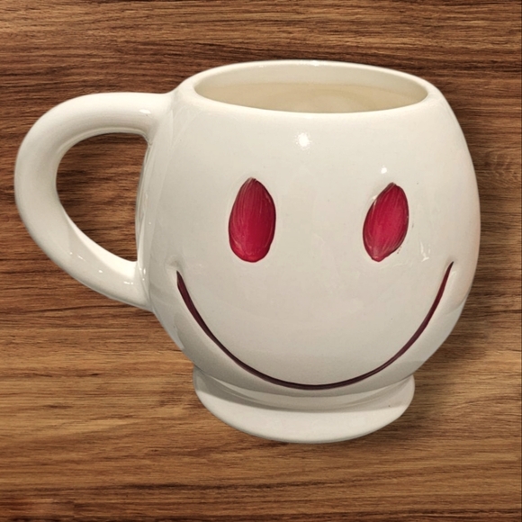 Mccoy Other - McCoy Happy Face Mug White Ceramic Pottery Smiley Face Red Eyes